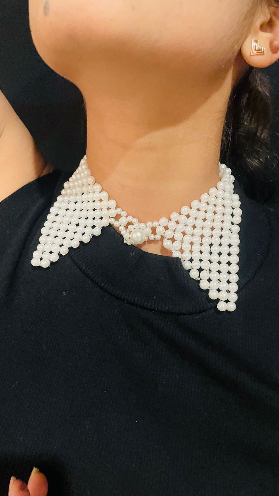 Women Pearl Bow Tie