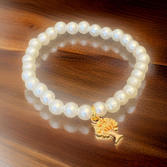 White Beaded Minimal Stretchable Bracelet