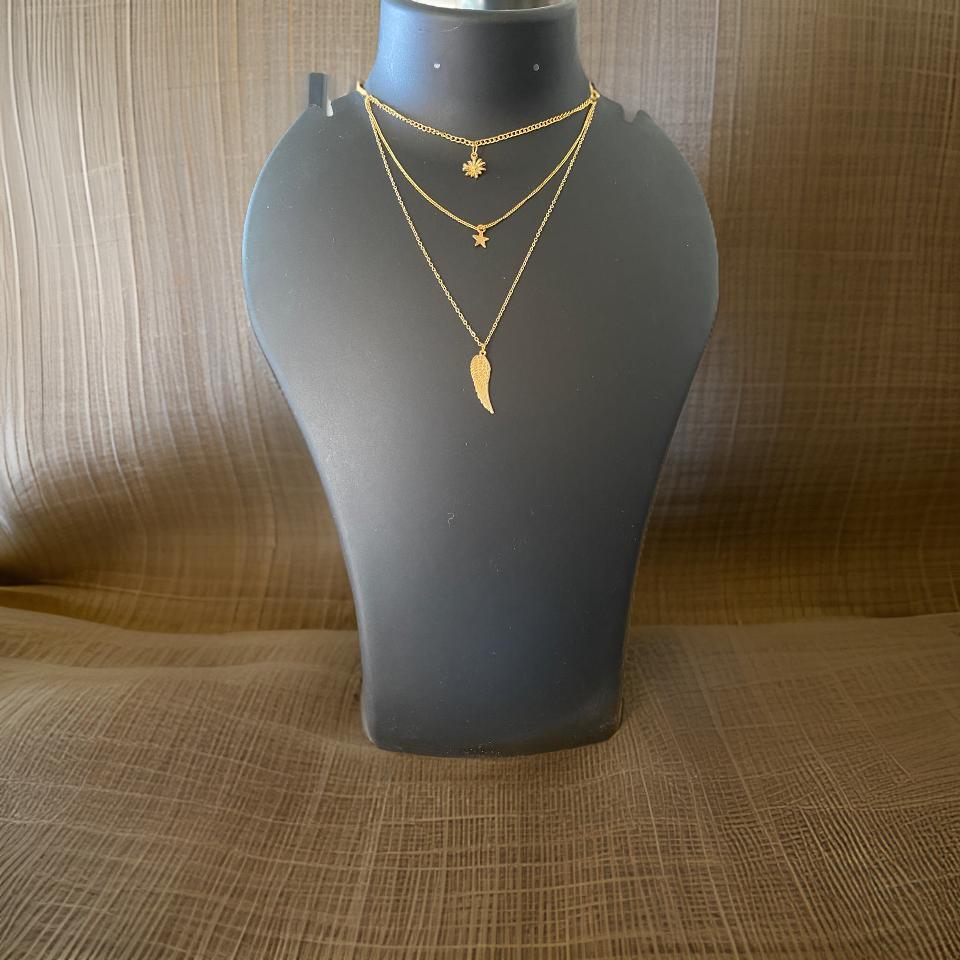 Triple Layer Pendant Chain